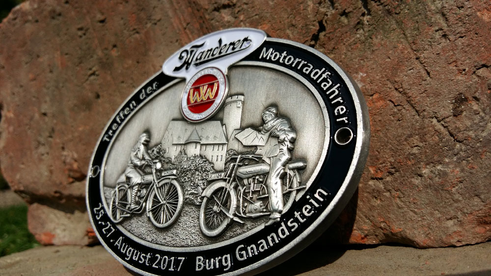 Hersteller für Oldtimer Plaketten und Auto Embleme